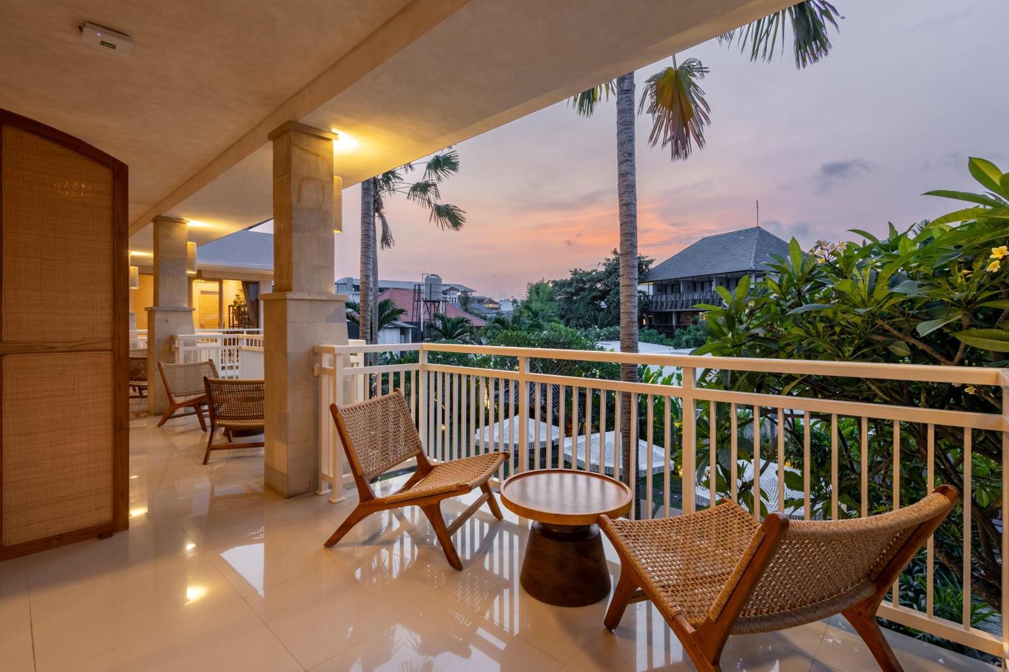 Kalm Bali Hotel Canggu  Exterior photo